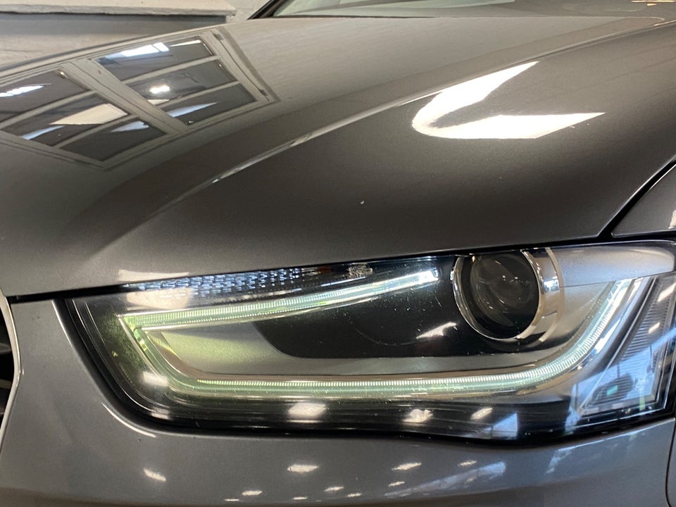 Audi A4 3,0 TDi 204 Avant Multitr. 5d