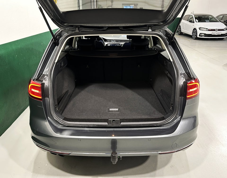 VW Passat 1,8 TSi 180 Highline Variant DSG 5d