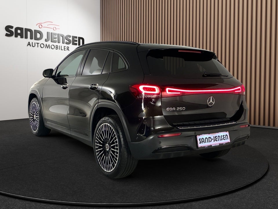 Mercedes EQA250 AMG Line 5d