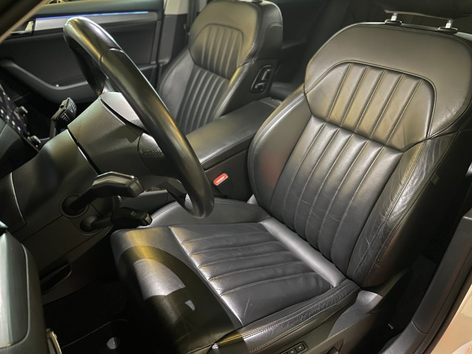 Skoda Superb 1,4 TSi 150 Business Executive Combi DSG 5d