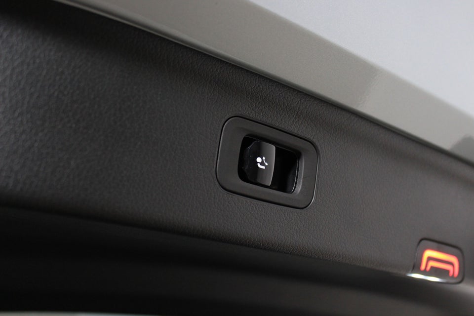 Mercedes EQE350+ SUV 5d