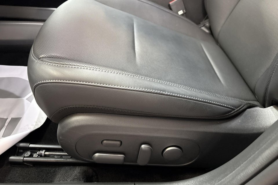 Hyundai Ioniq 6 77 Ultimate Black 4d