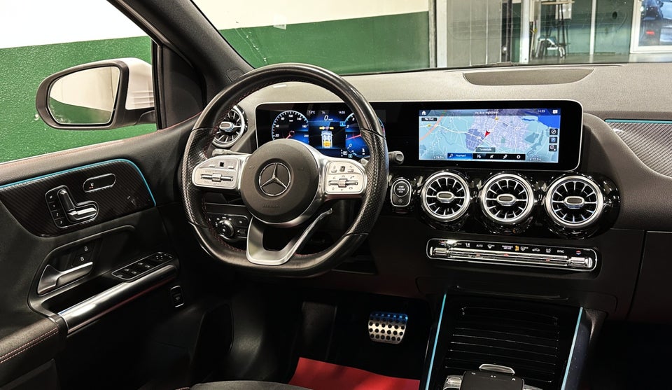 Mercedes B220 2,0 AMG Line aut. 4Matic 5d