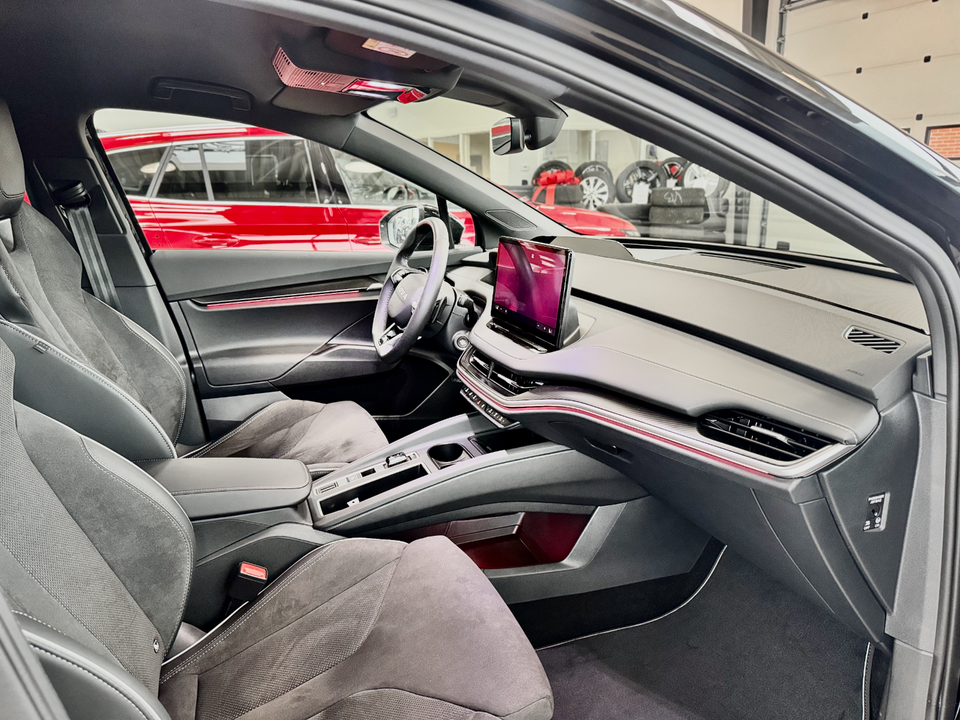 Skoda Enyaq 85 iV Sportline Advanced 5d