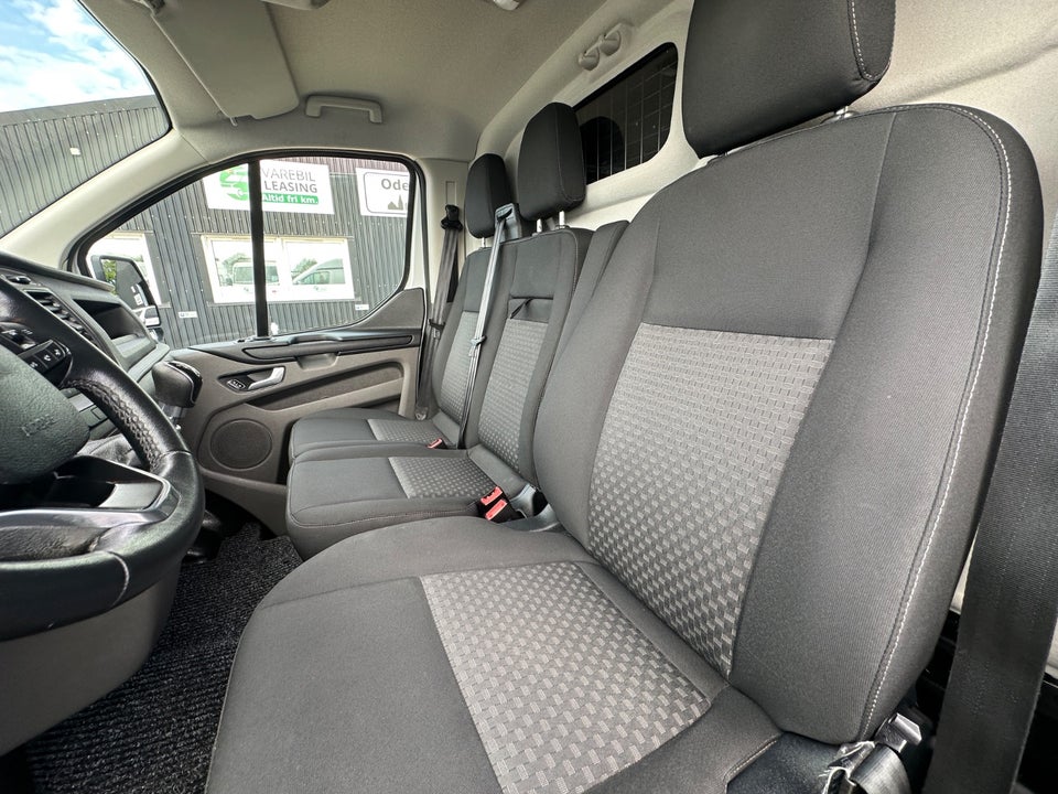 Ford Transit Custom 300 L2 2,0 TDCi 130 Trend