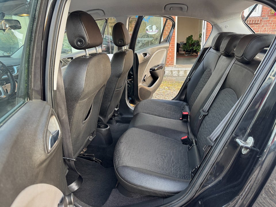 Opel Corsa 1,4 16V Enjoy 5d
