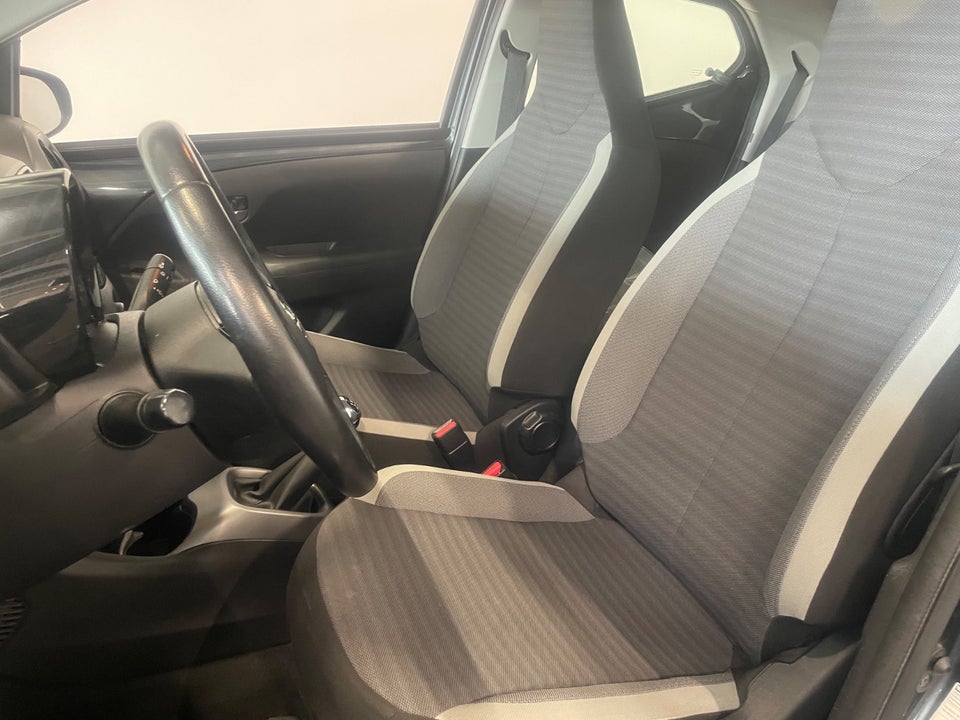 Toyota Aygo 1,0 VVT-i Sense 5d