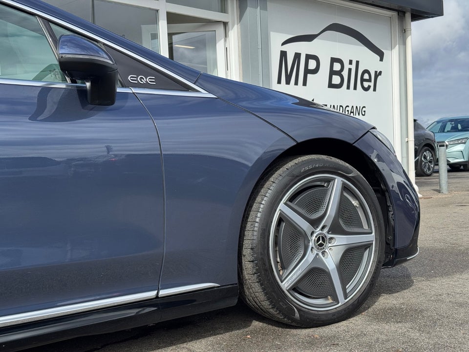 Mercedes EQE300 AMG Line 4d