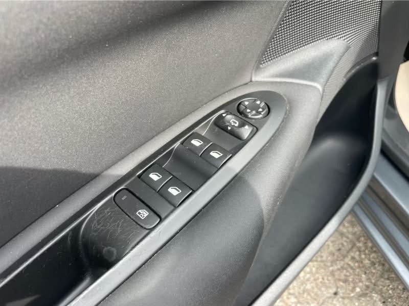 Citroën C4 1,6 e-HDi 115 Exclusive E6G 5d