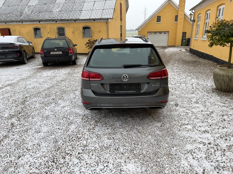 VW Golf VII 1,5 TSi 130 Comfortline DSG 5d