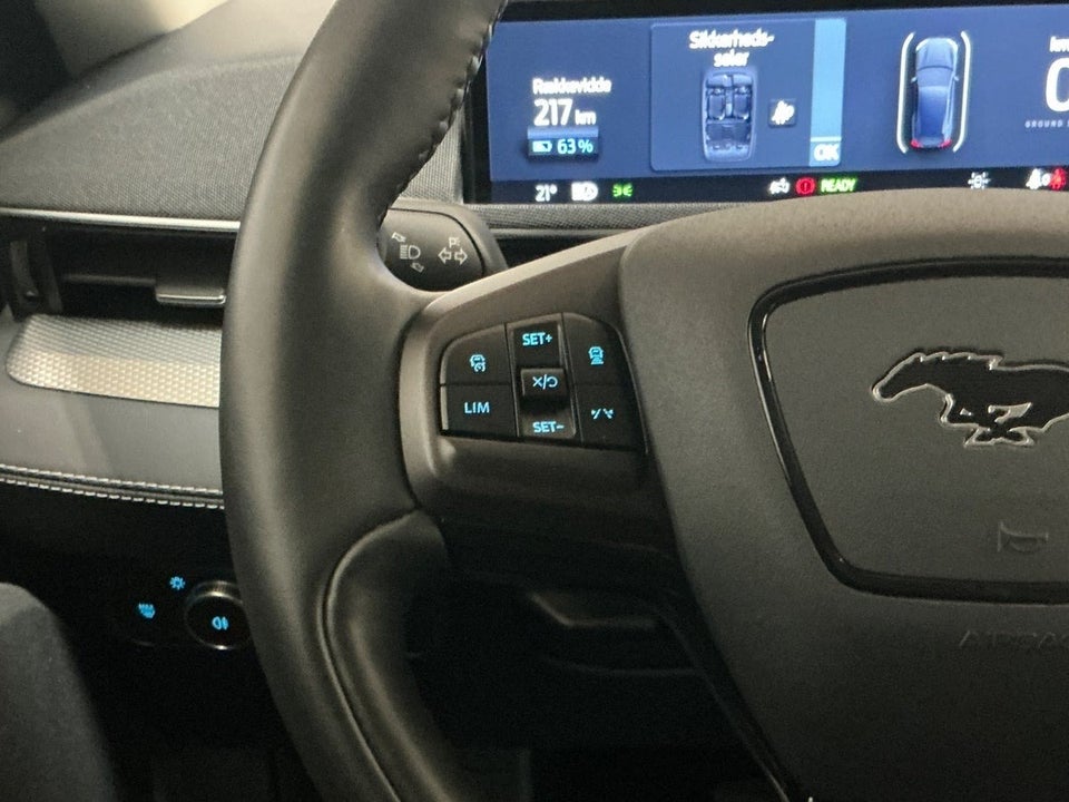 Ford Mustang Mach-E 75 Standard Range 5d