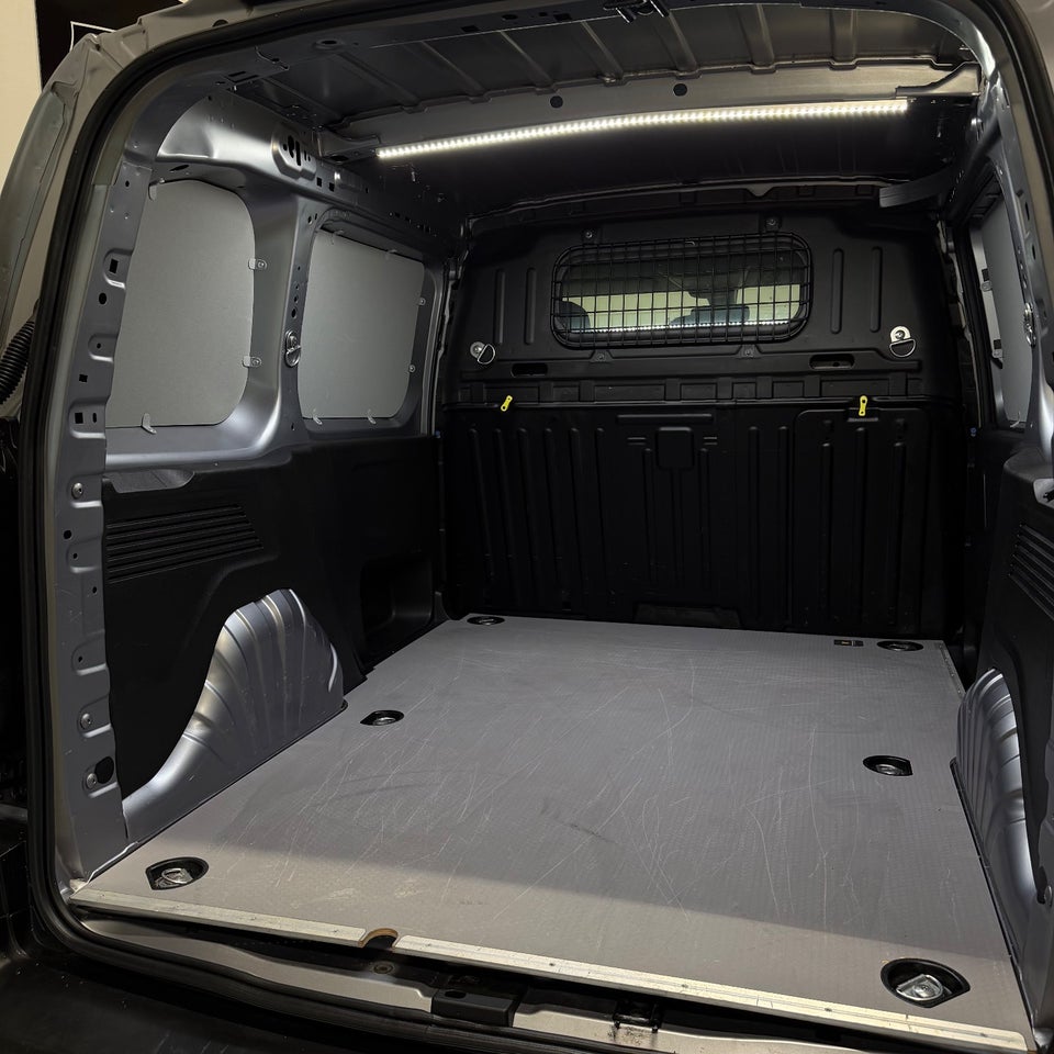 Peugeot Partner 1,5 BlueHDi 100 L2V2 Plus Van