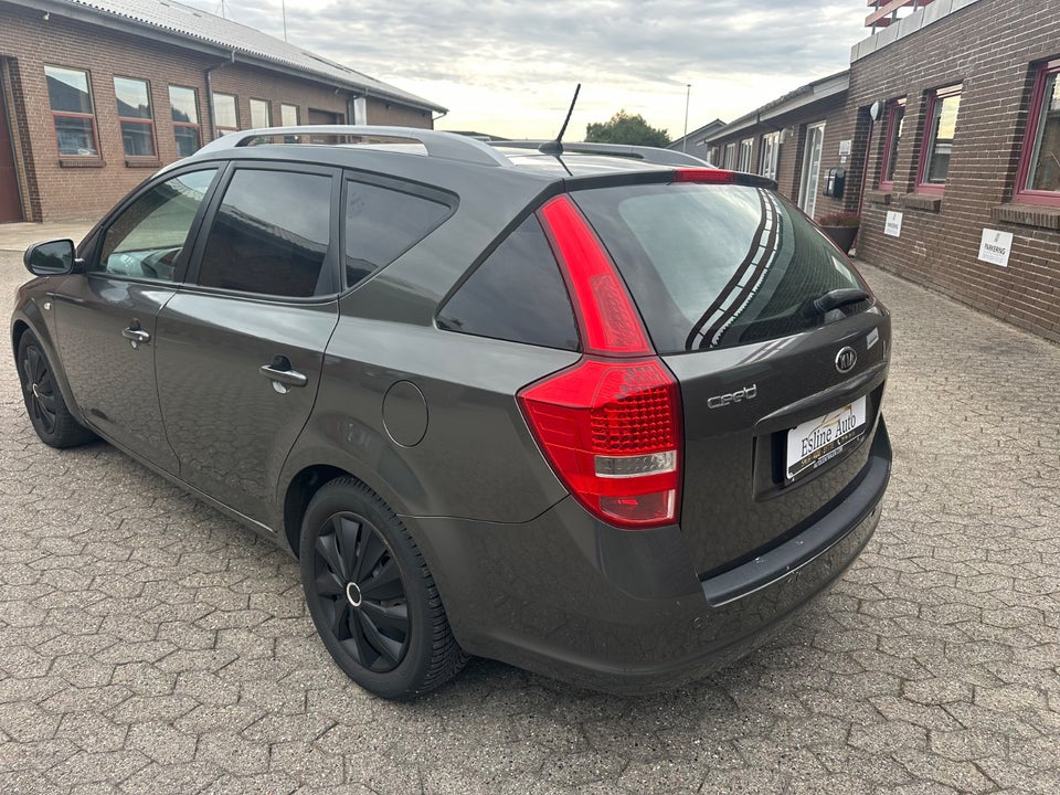 Kia Ceed 1,6 CRDi 115 Active SW 5d