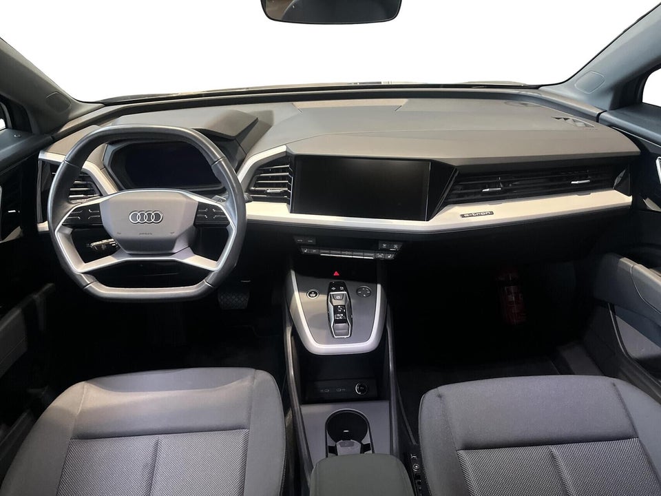 Audi Q4 e-tron 45 S-line 5d