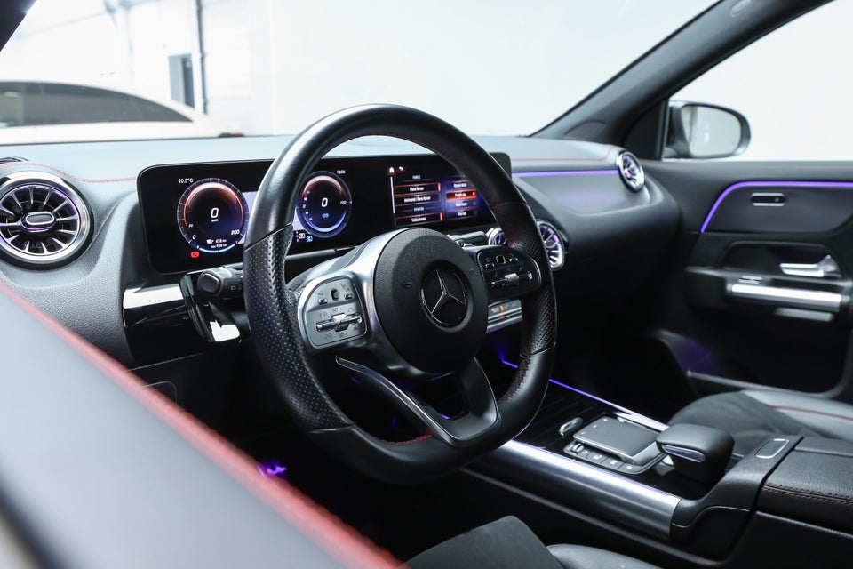 Mercedes EQA350 AMG Line 4Matic 5d