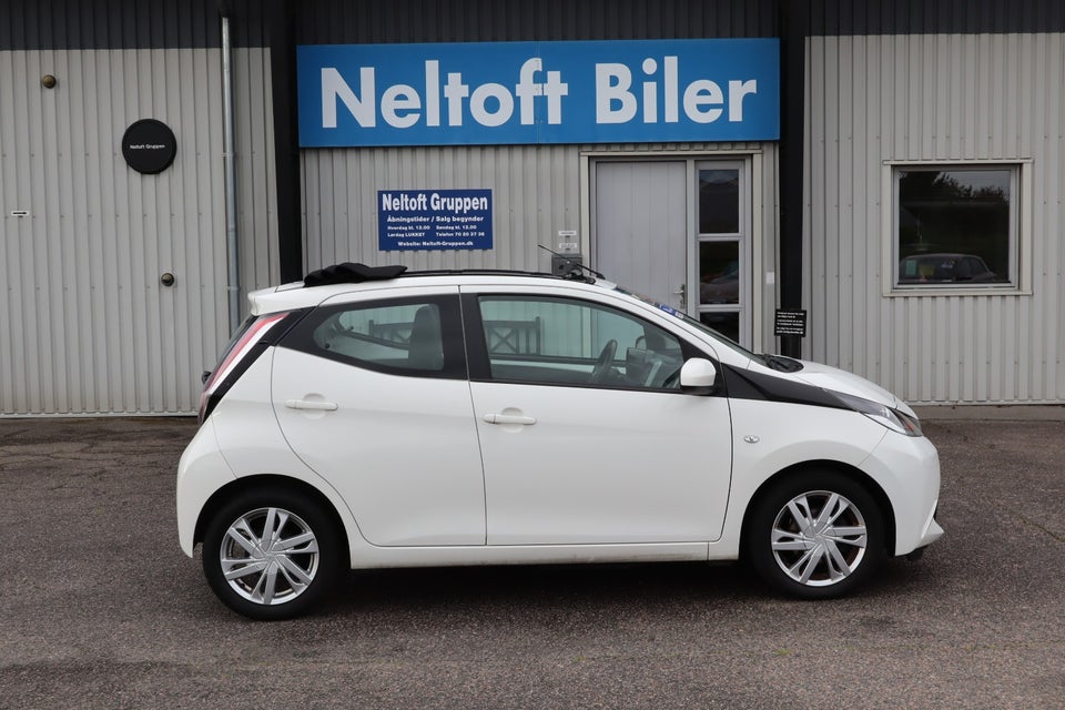 Toyota Aygo 1,0 VVT-i x-sky 5d