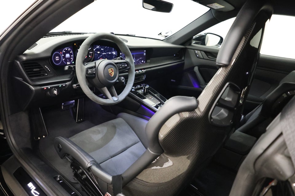 Porsche 911 Carrera 4 GTS 3,0 Coupé PDK 2d