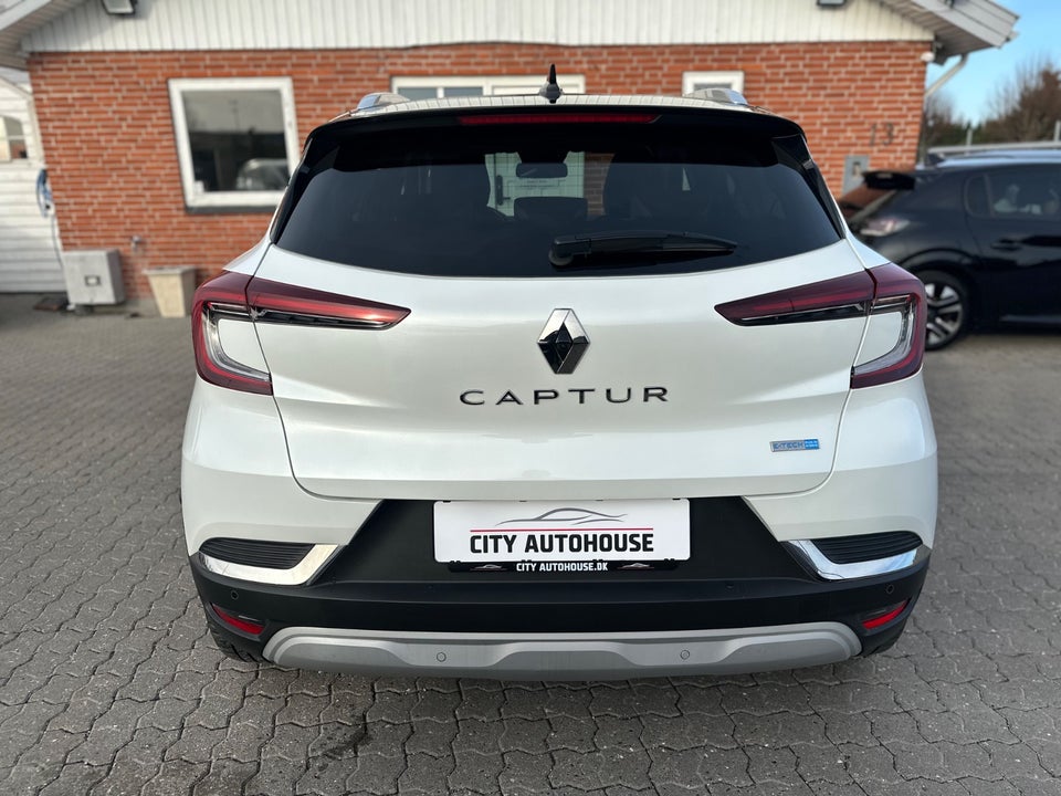 Renault Captur 1,6 E-Tech Intens 5d