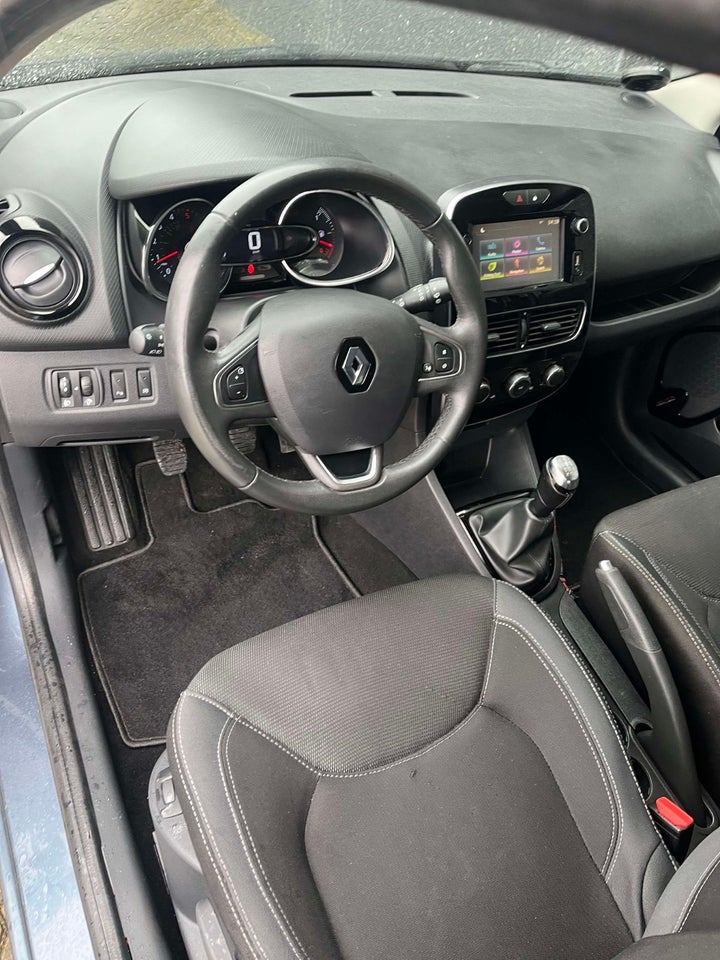 Renault Clio IV 1,5 dCi 90 Limited Sport Tourer 5d