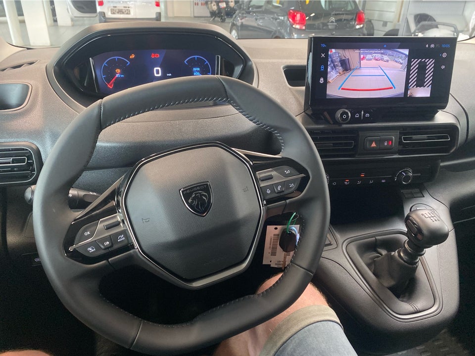 Peugeot Partner 1,5 BlueHDi 100 L2V2 Plus Van