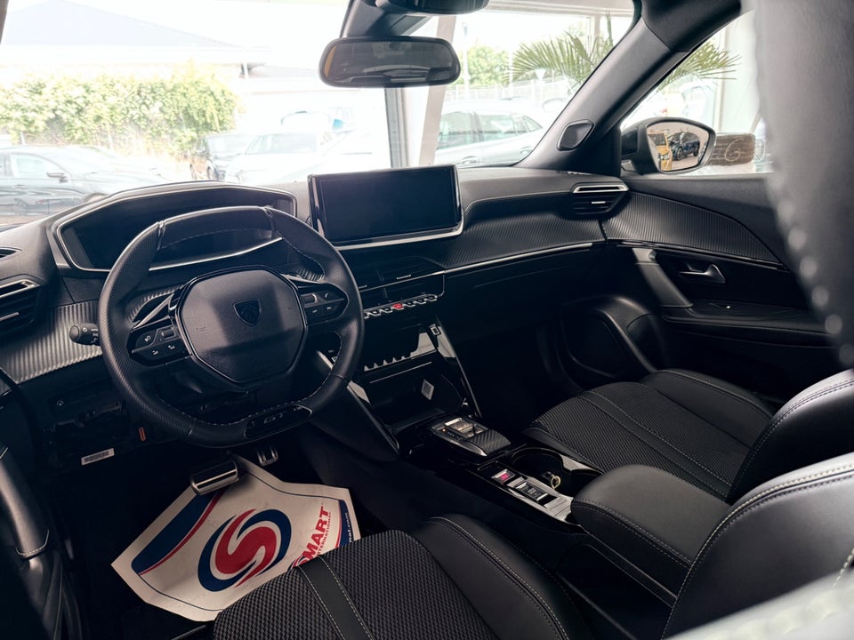 Peugeot e-2008 54 GT 5d