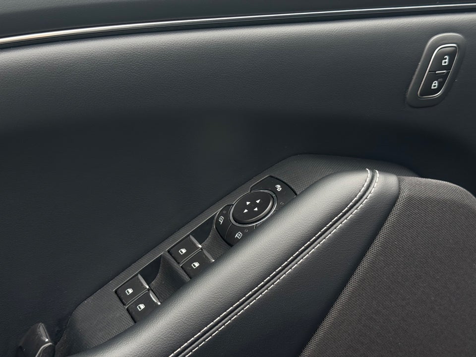 Ford Mustang Mach-E 98 Extended Range 5d