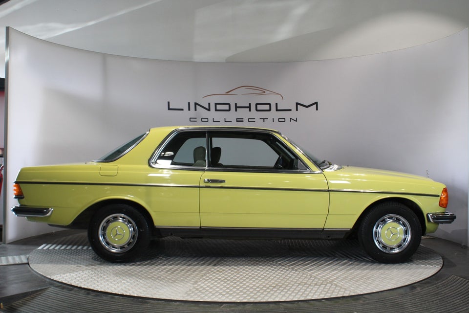 Mercedes 230 C 2,3 Coupé 2d