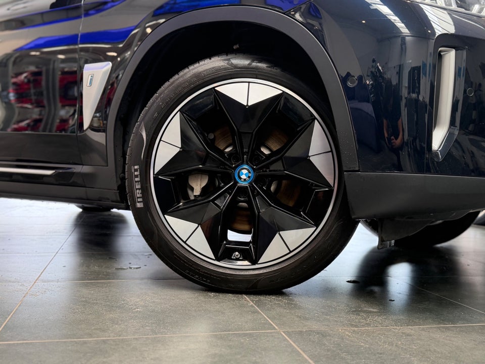 BMW iX3 Charged Plus 5d