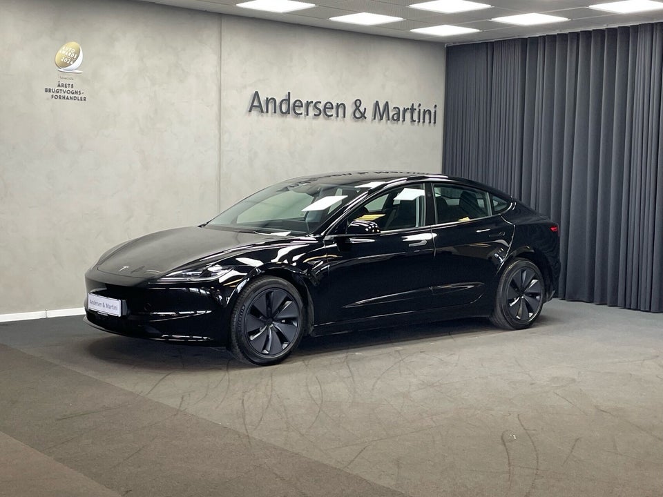 Tesla Model 3 RWD 4d