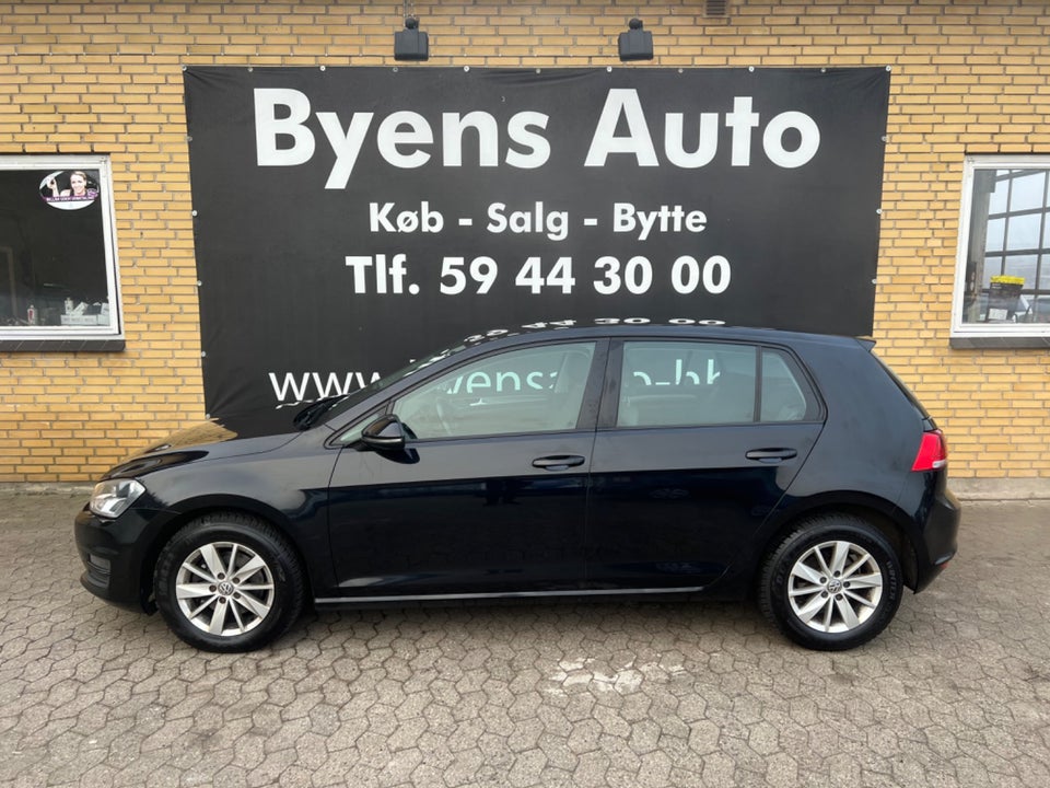 VW Golf VII 1,6 TDi 105 Comfortline BMT 5d