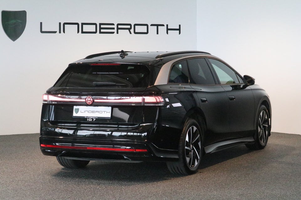 VW ID.7 77 Pro Tourer 5d