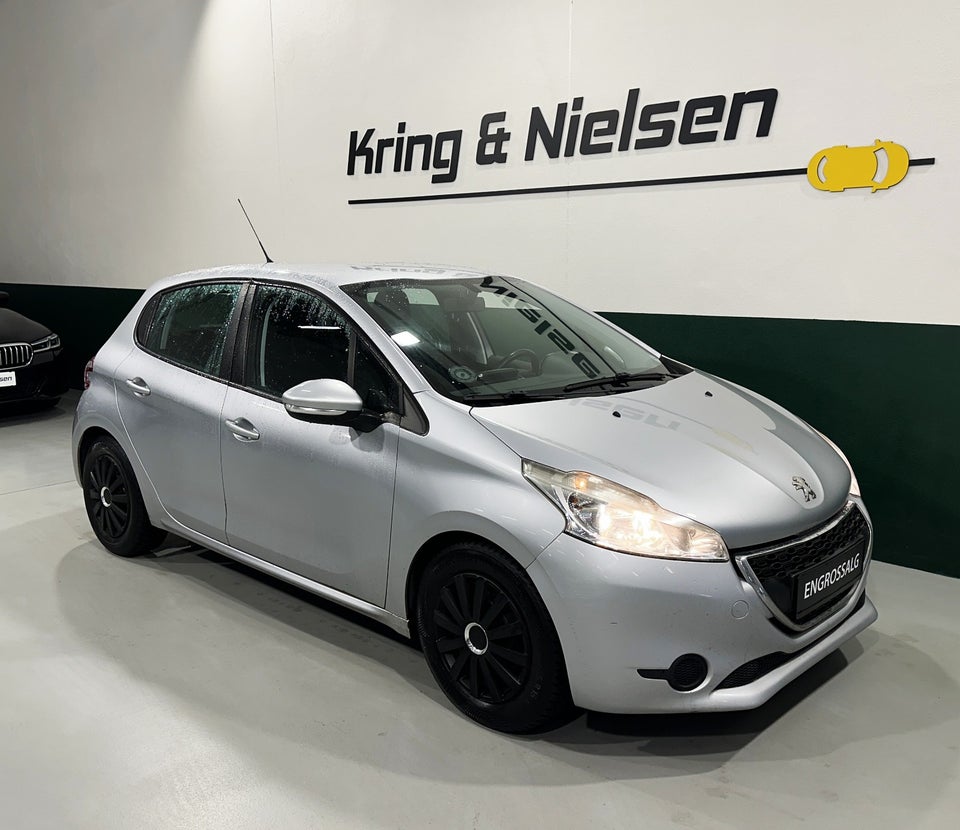 Peugeot 208 1,6 e-HDi 92 Active 5d