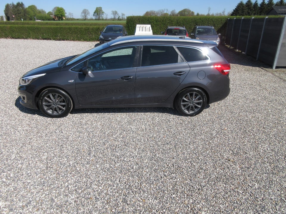 Kia Ceed 1,0 T-GDi Attraction SW 5d