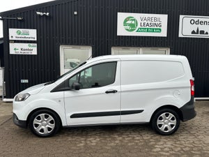 Ford Transit Courier, modelår 2021, 64,000 km