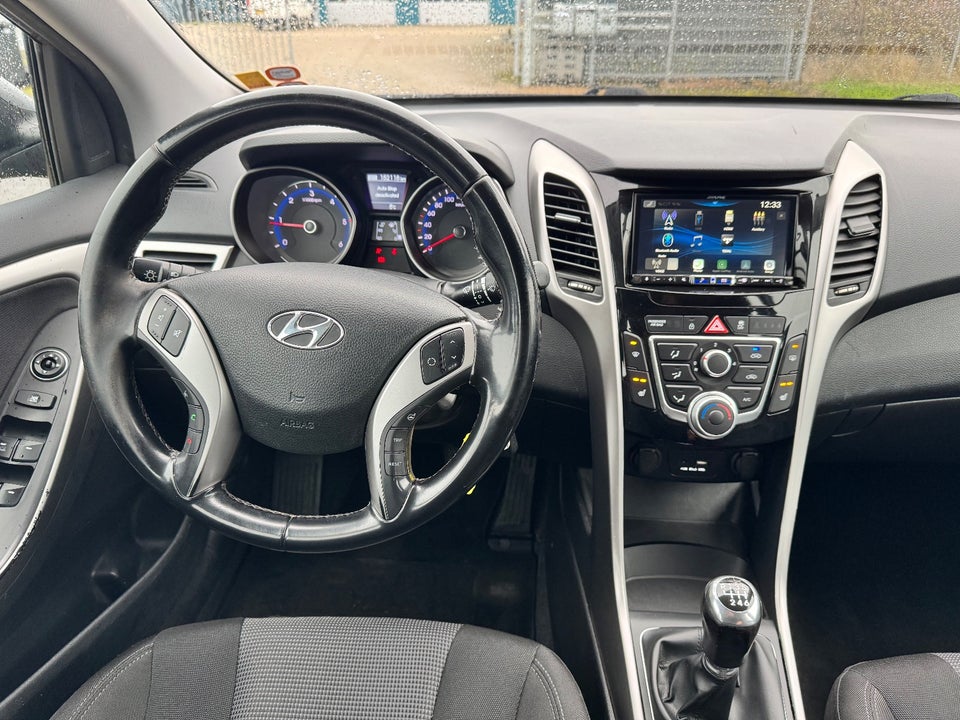 Hyundai i30 1,6 CRDi 110 Comfort Go! CW 5d