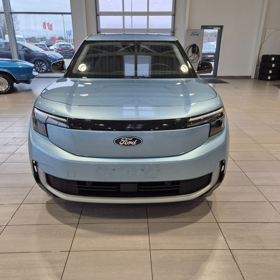 Ford Explorer 82 Select Extended Range 5d