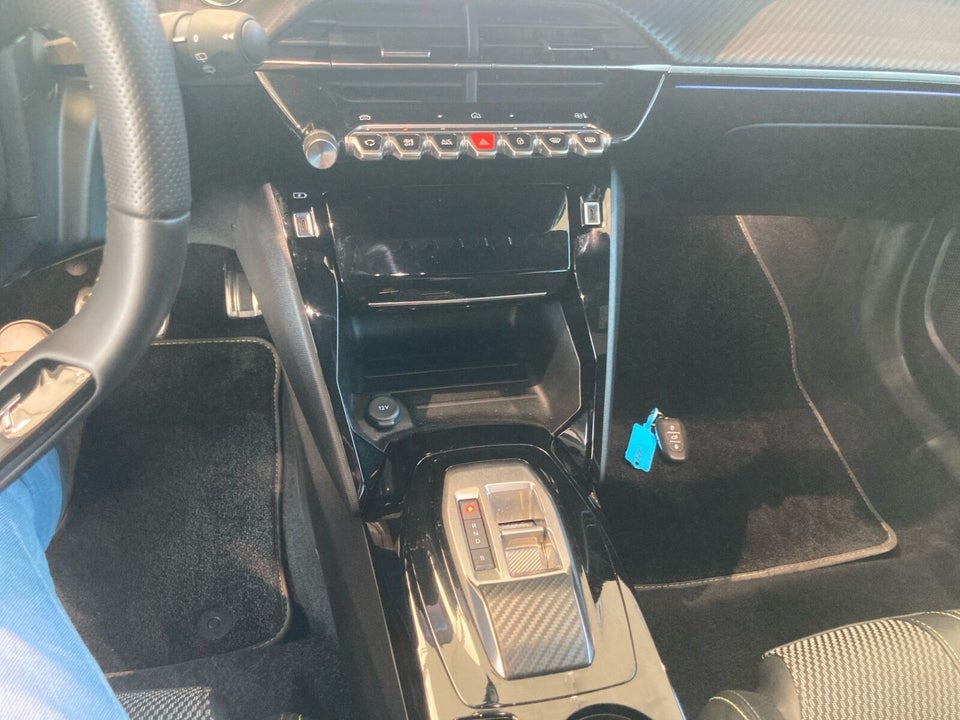 Peugeot e-2008 54 GT 5d