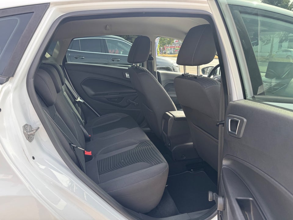 Ford Fiesta 1,0 65 Titanium 5d