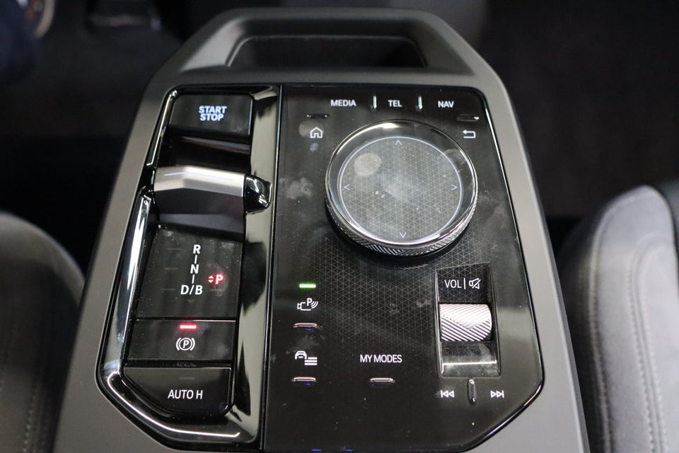 BMW iX xDrive45 M-Sport 5d