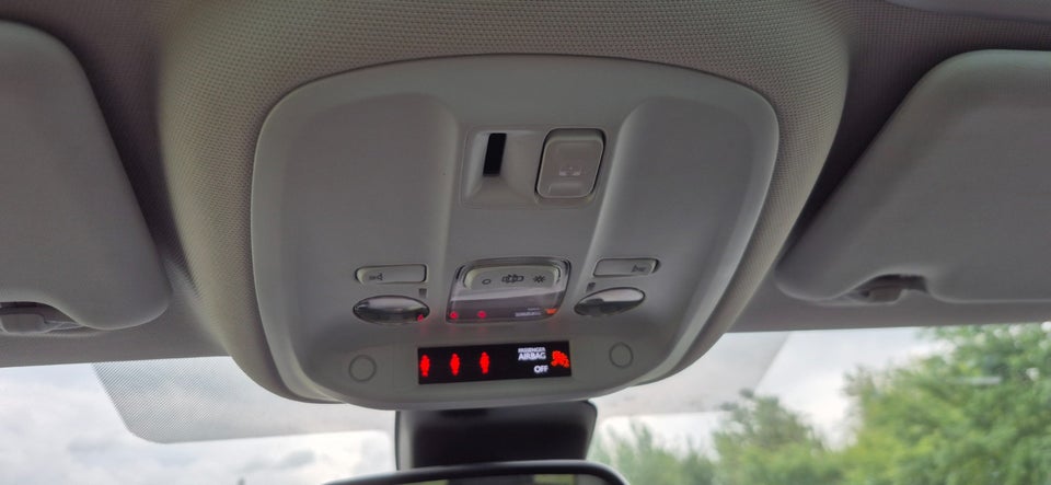 Peugeot 308 1,2 e-THP 110 Style SW 5d