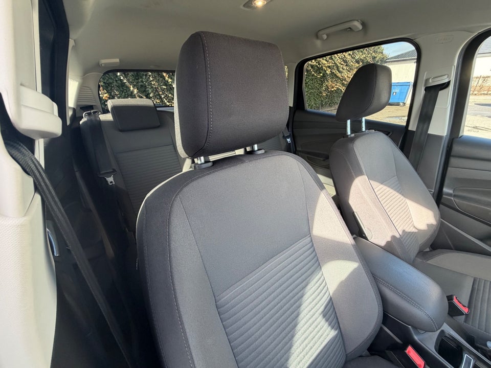 Ford C-MAX 1,0 SCTi 125 Titanium 5d