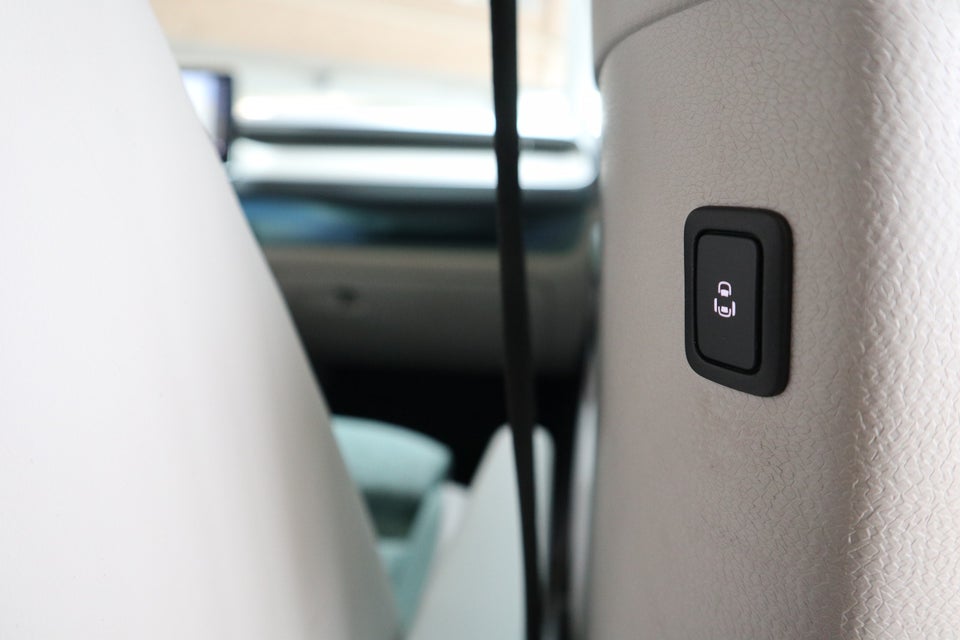 VW ID.Buzz 77 Style 75 Years Edition SWB 5d