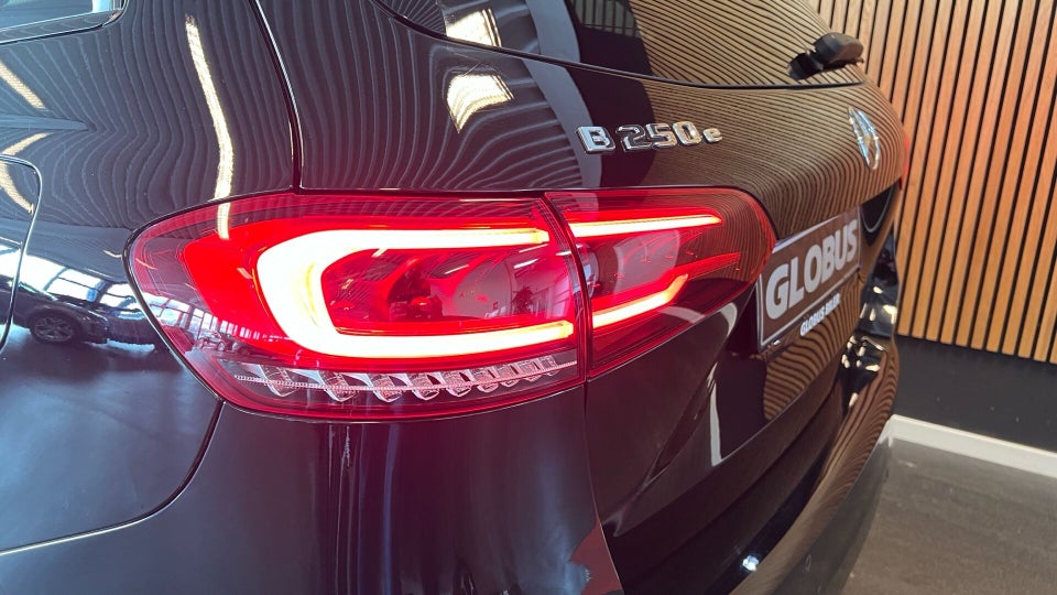 Mercedes B250 e 1,3 AMG Line aut. 5d