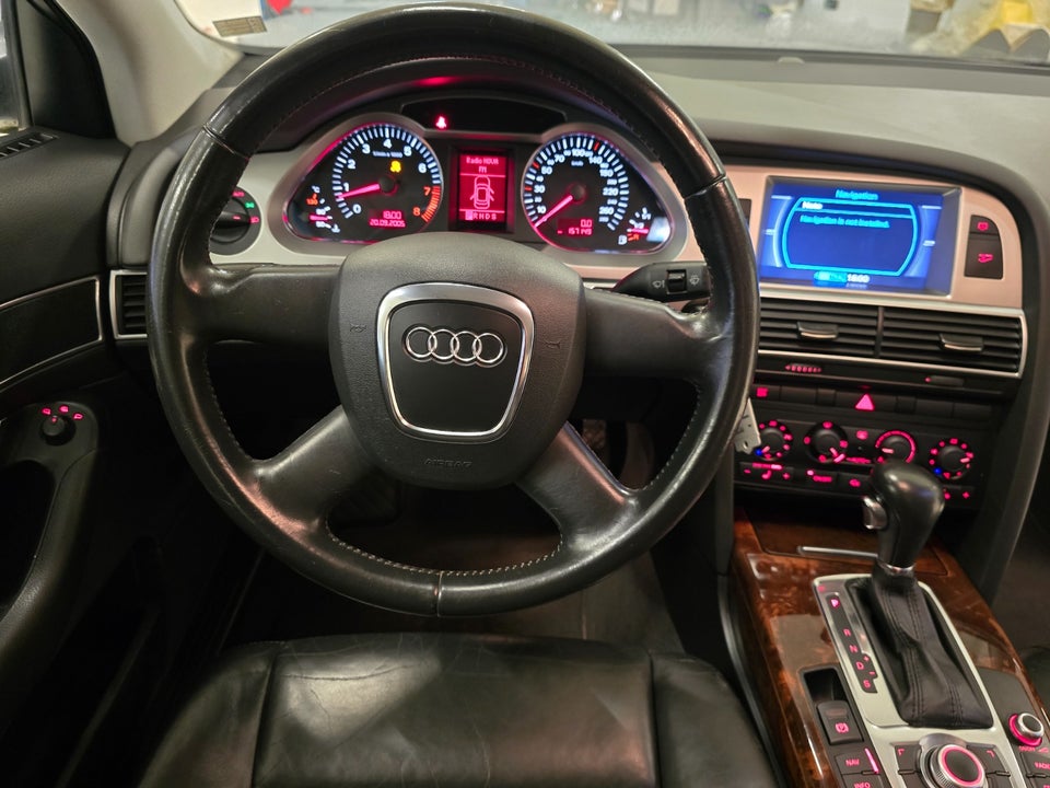 Audi A6 2,4 V6 Multitr. 4d