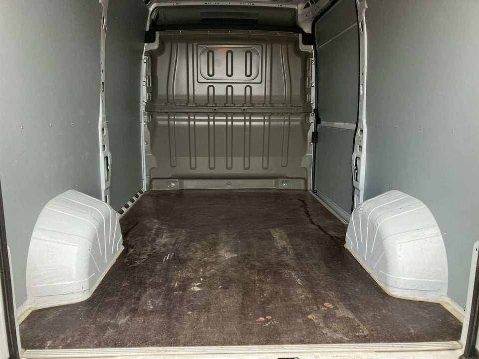 Citroën Jumper 35 2,2 BlueHDi 140 L2H2 MasterLine EAT8