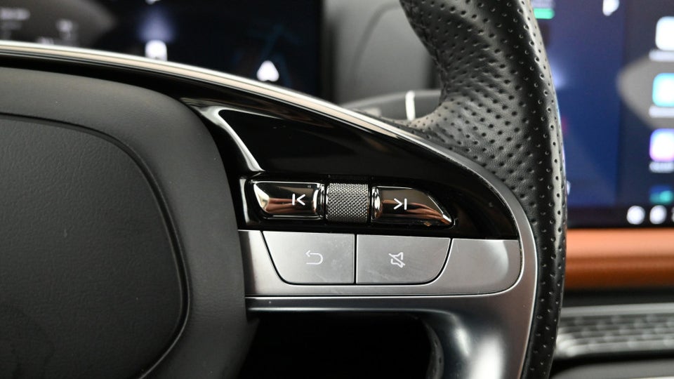 Xpeng G9 Standard Range 5d