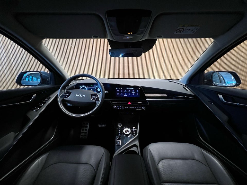 Kia Niro 64 EV Inspiration 5d