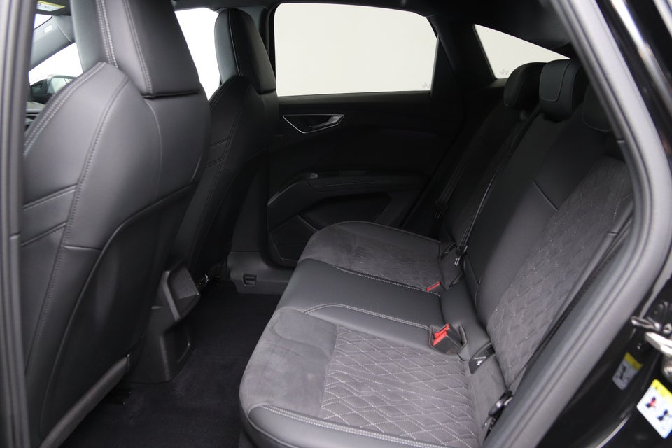 Audi Q4 e-tron 40 Attitude S-line Sportback 5d