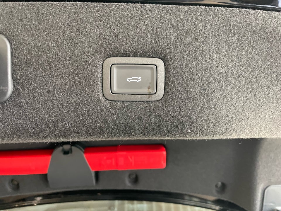 Hongqi EH7 111 Exclusive 4d