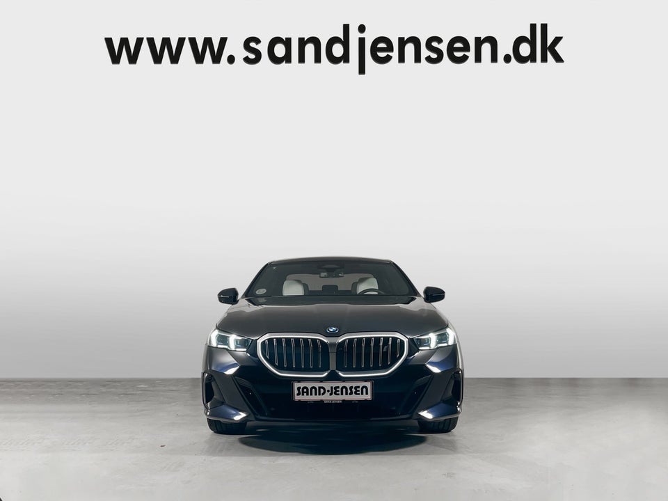 BMW i5 eDrive40 M-Sport 4d